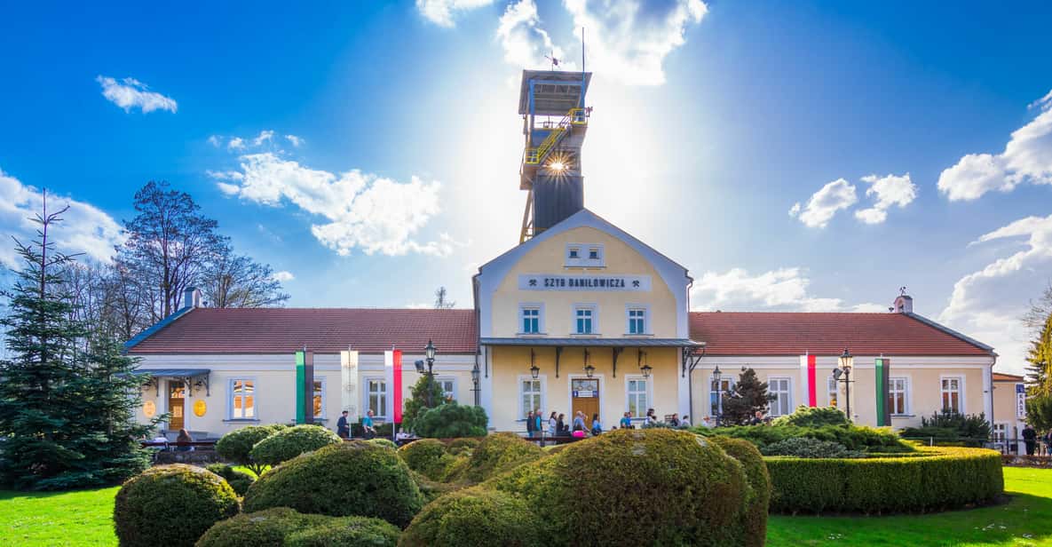 Krakow: Day Tour to the Wieliczka Salt Mine and Wawel Hill
