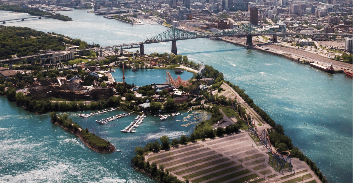 Montreal: 20 or 30-Minute Helicopter Tour