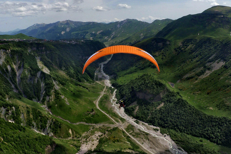 From Tbilisi: Kazbegi, Ananuri & Gudauri Private Tour
