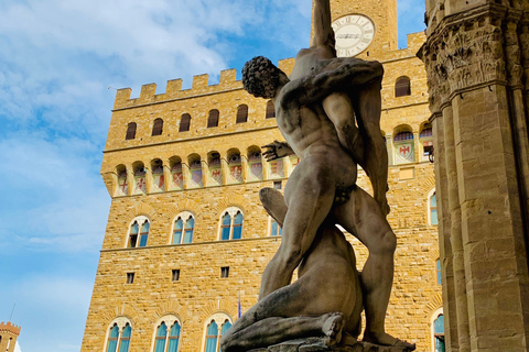 Florence : visite en petit groupe en vélo électrique avec la place MichelangeloFlorence en vélo électrique