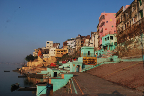 Varanasi Dagtour - Varen, Wandelen, Yoga Tempel, WorstelenVaranasi-dagtocht