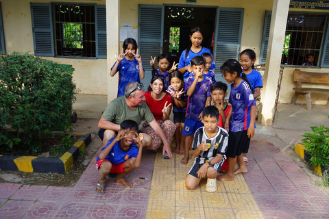 Phnom Penh: Silk Island School Visit with Activities