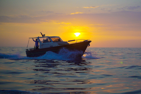 Expérience en bateau au coucher du soleilOption standard