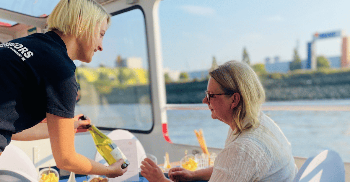 Hamburg: Harbor Cruise with Wine and Cheese