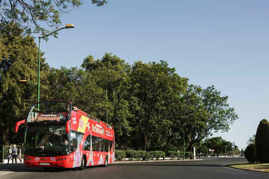 Hanoi: Hop-on-Hop-off-City-Sightseeing-Bustickets