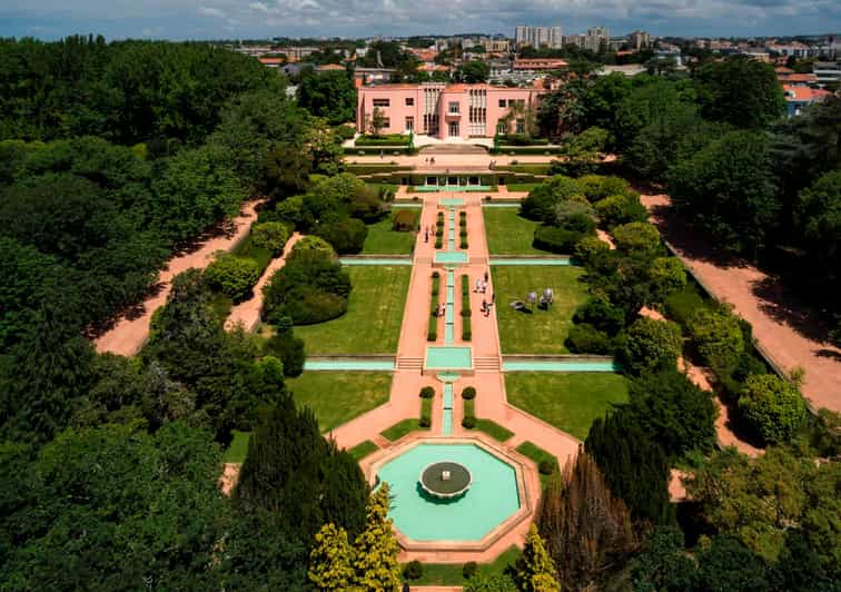 Porto: Bilhete de Entrada Parque de Serralves | GetYourGuide