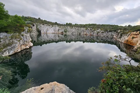 Privat tur från Šibenik: Drakens öga & Biokovo Skywalk
