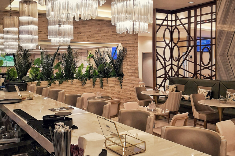 Cancun:International Airport VIP Lounge Access by DragonPass T2 International Departure: VIP lounge by MERA