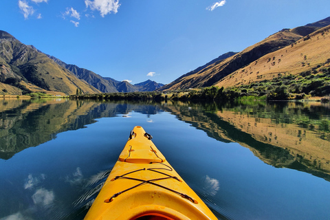 Queenstown: Experiencia en Kayak o SUP en el Lago MokeViaje en coche de Queenstown a Moke Lake