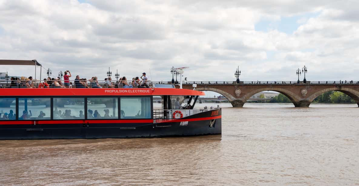 Afbeelding 0 van Bordeaux: rivierrondvaart met commentaar, wijn en canelé
