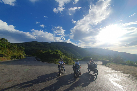 From Hoi An/Danang: Hai Van Pass Motorbike Tour to Hue