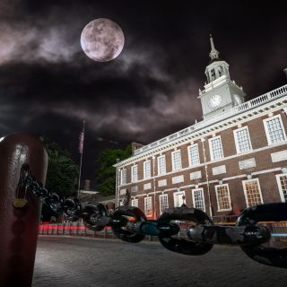 Philadelphia: Philly Ghosts Haunted Walking Tour