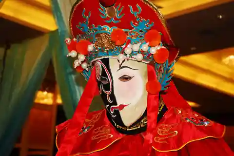 Tour nocturno de Chengdu: Comida en la Calle Trasera o Espectáculo de Ópera con Asiento VIP