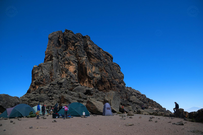Kilimanjaro: 6-Day Machame Route Tour with Hotel & Transfer