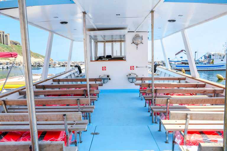 De Nápoles: Transferência para Procida com passeio de barco pela ilhaPasseio de barco pela ilha com paragem para nadar