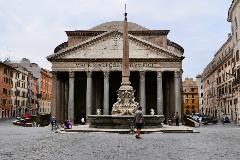 Rzym: Panteon Express z przewodnikiemPółprywatna wycieczka po Panteonie i placach (maks. 8 uczestników)