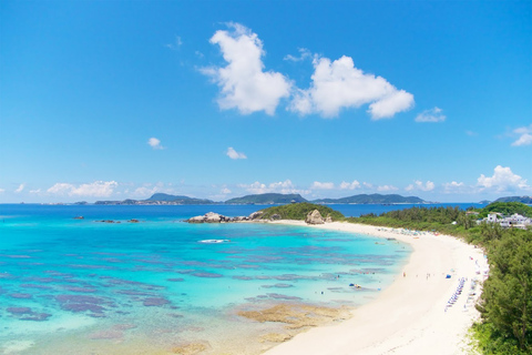 Naha : Excursion d'une journée sur l'île de Tokashiki avec déjeunerNaha : excursion d'une journée sur l'île de Tokashiki avec déjeuner