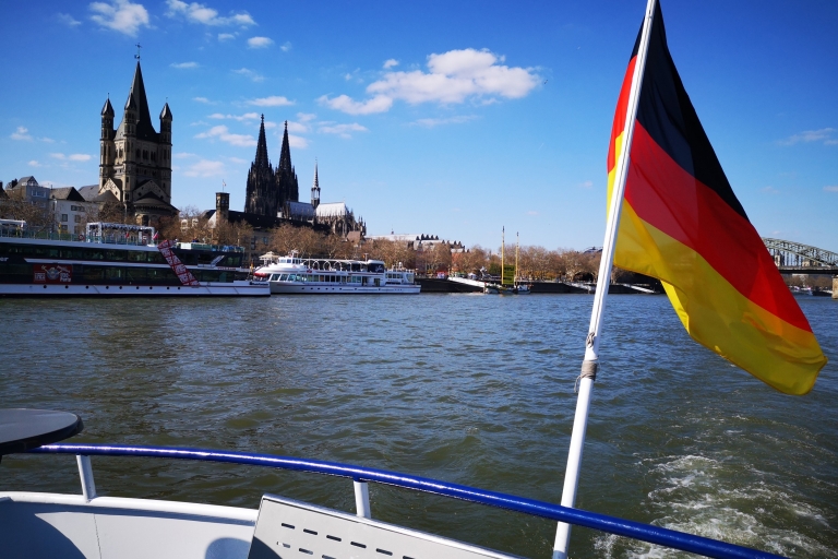 Cologne : croisière touristique sur le Rhin avec boissons