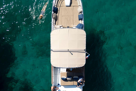 Marseille: Half-Day Boat Tour to the Calanques National Park Marseille: Half-Day Boat Tour to the Calanques National Park
