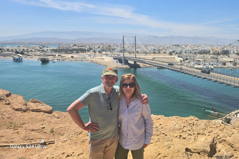 Oman Discovery: 3-Day Private Tour with Hotel Stay & Meals