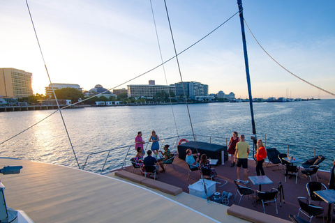 Cairns: tour por la tarde con crucero con cena por la noche