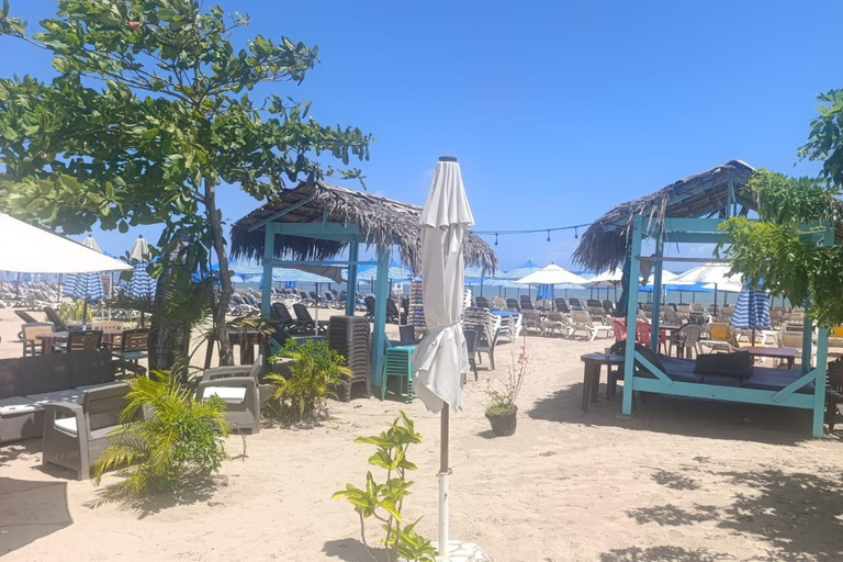 Puerto Plata: Beach Escape With Lunch and Drinks Puerto Plata: Private Beach tour with Lunch & Drinks