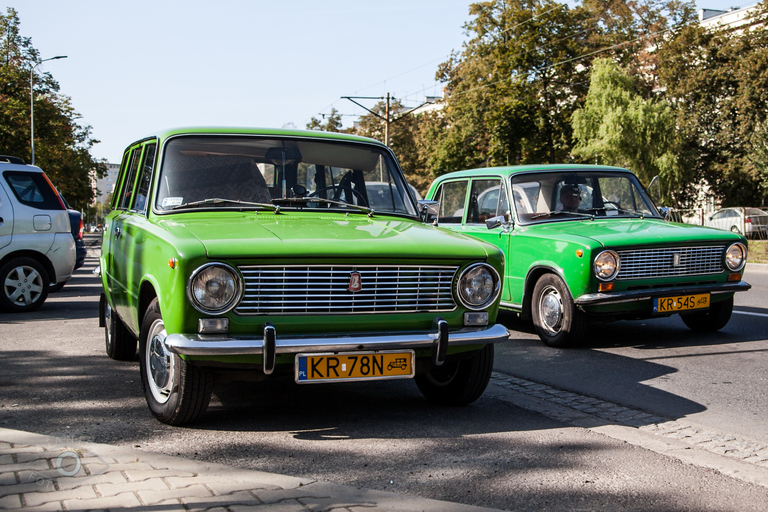 Cracovie : Visite guidée de Nowa Huta en voiture ancienneVisite privée de 2,5 h dans la ville