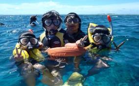 From Naha: Full-Day Snorkeling Tour to Kerama