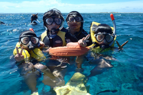 From Naha: Full-Day Snorkeling Tour to Kerama Tour with Ferry