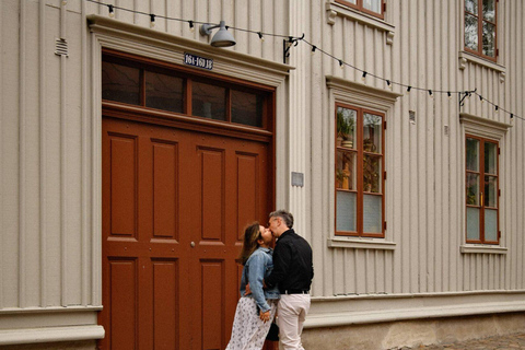 Gothenburg: Private Photo Walk with 2 Photographers Route 2: Slottsskogen
