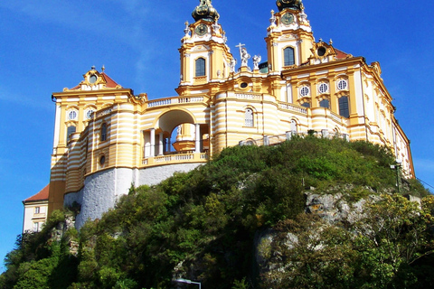 Von Wien aus: Melk, Hallstatt und Salzburg Tagestour