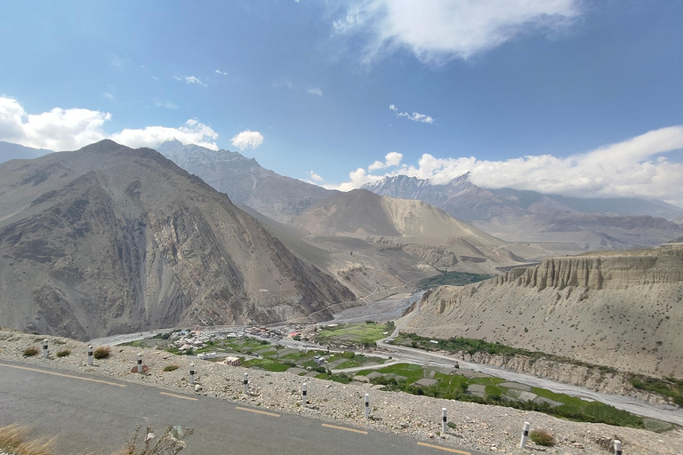 Kathmandu: tour di 5 giorni nel Lower Mustang in 4 ruote motrici con sorgenti termali