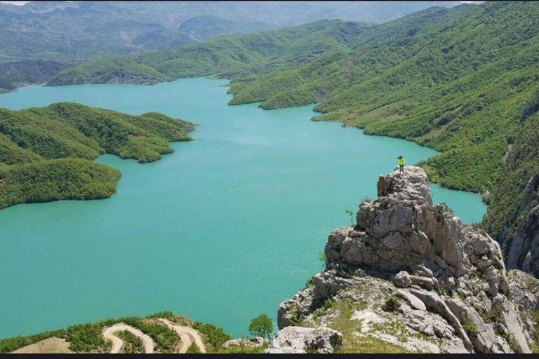 Da Tirana/Durres: Escursione di team building al lago di Bovilla