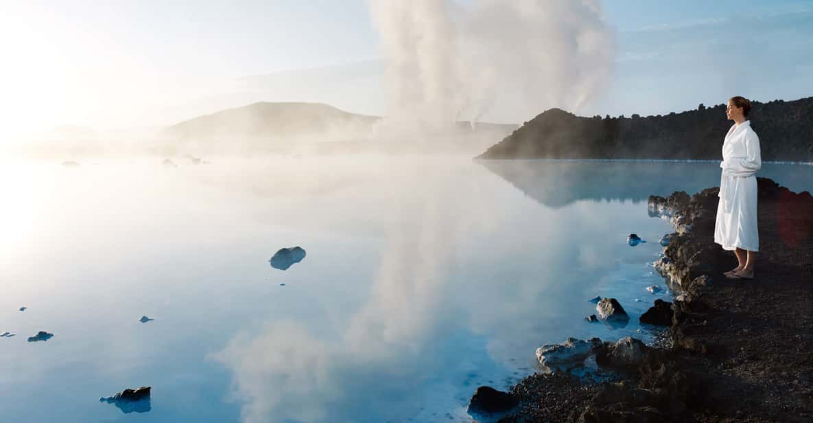 Blue Lagoon: Entrance Package incl. Towel and Drink