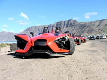 Lanzarote: 3-Hour Guided Polaris Slingshot Roadster Tour