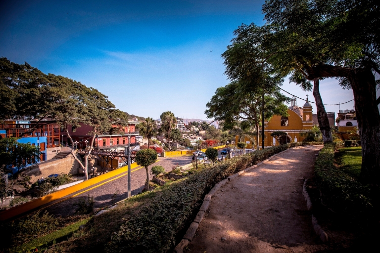 Excursión de medio día al Complejo de Pachacamac, Chorrillos y Barranco