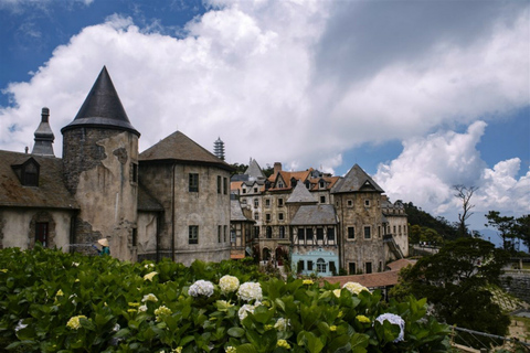 Da Nang: Tour privato delle colline di Ba Na e del Ponte d&#039;OroDa Nang: tour privato a Ba Na Hills e Golden Bridge