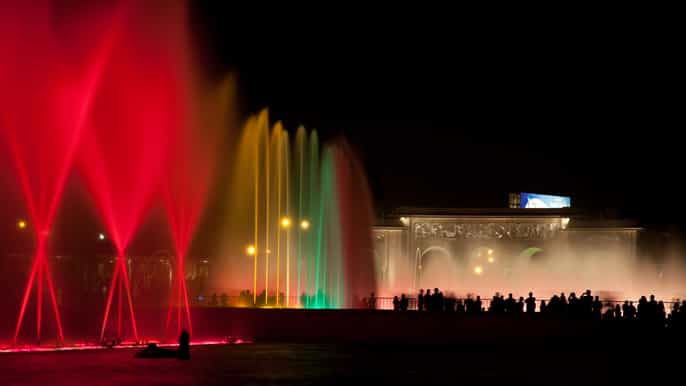lima halfday fountains tour with dinner folklore show