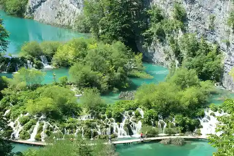 Private Transfer Tour from Zagreb - Split via Plitvice Lakes