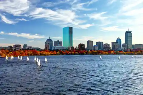 Boston havn: Frokostkrydstogt med løvfald
