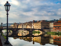 Florence, 2-Hour Guided Sightseeing Bike Tour - Housity