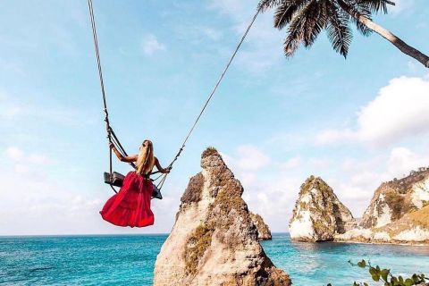 From Bali: Nusa Penida Ocean Swing and Tree House by Boat