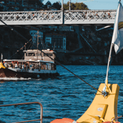 Porto: cruzeiro pelas 6 pontes num barco tradicional Rabelo