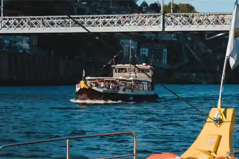 Oporto: crucero por los seis puentes en un barco tradicional rabelo