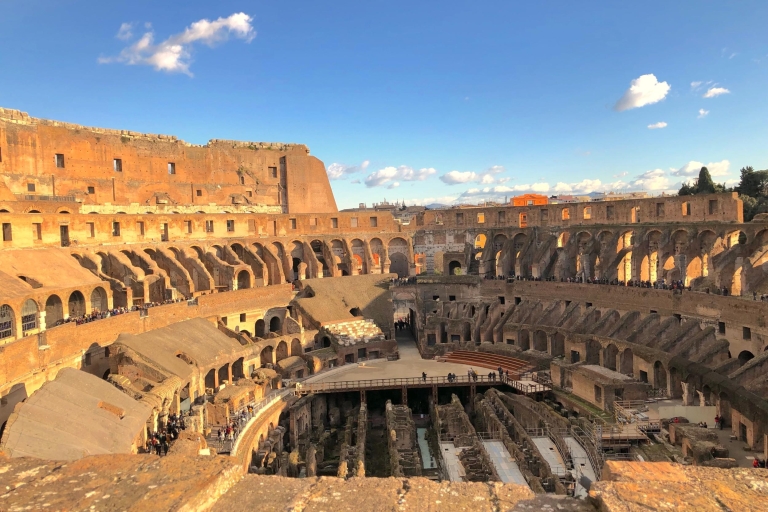 Roma: tour para grupos pequeños por el Coliseo Arena y opción de foro romanoTour grupal francés: Coliseo y arena de gladiadores