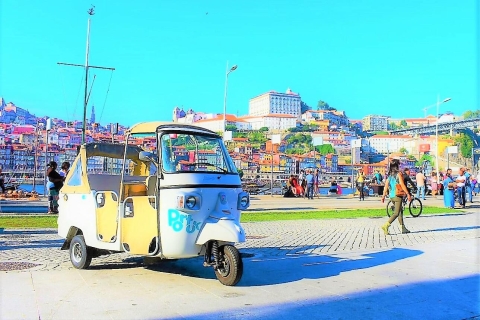 Porto: tour door het historische centrum per tuktukAvondtour