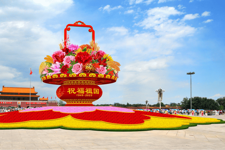 Peking (Beijing) Tiananmen Square Entry Registration ServiceFlagghissningsceremonin på Himmelska fridens torg