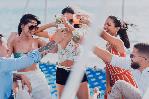 Croisière de 2 heures au coucher du soleil avec open bar et collations