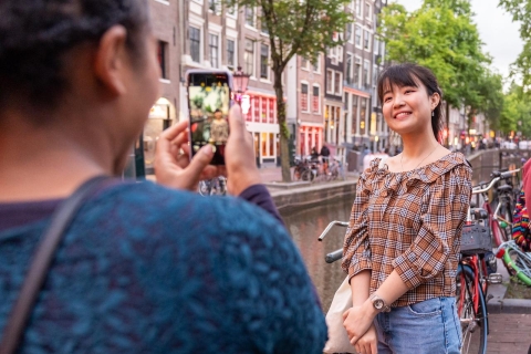 Amsterdam: Tour im Rotlichtviertel auf DeutschHighlights des Rotlichtviertels, Hafen und Chinatown-Tour