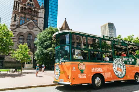 Boston: Hop-on Hop-off Old Town Trolley Tour
